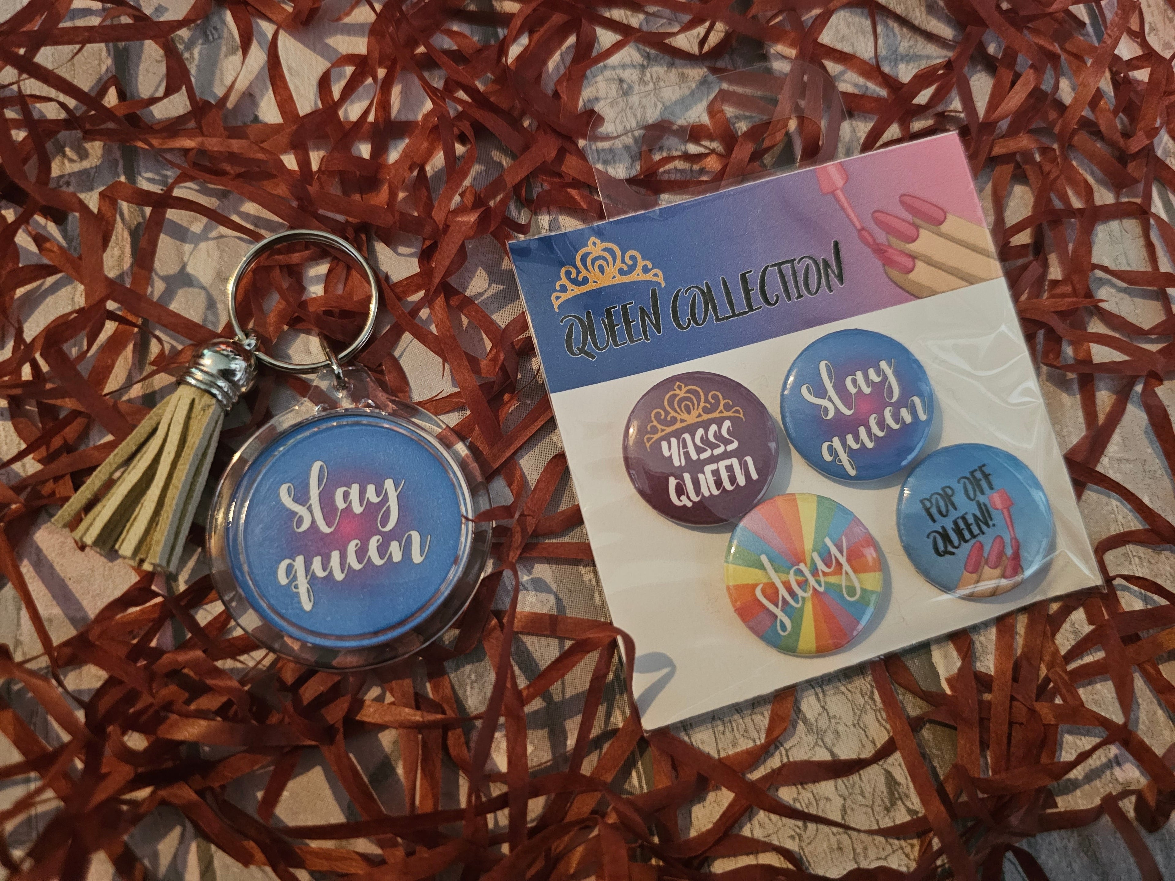 QUEEN - Keyring & Badges